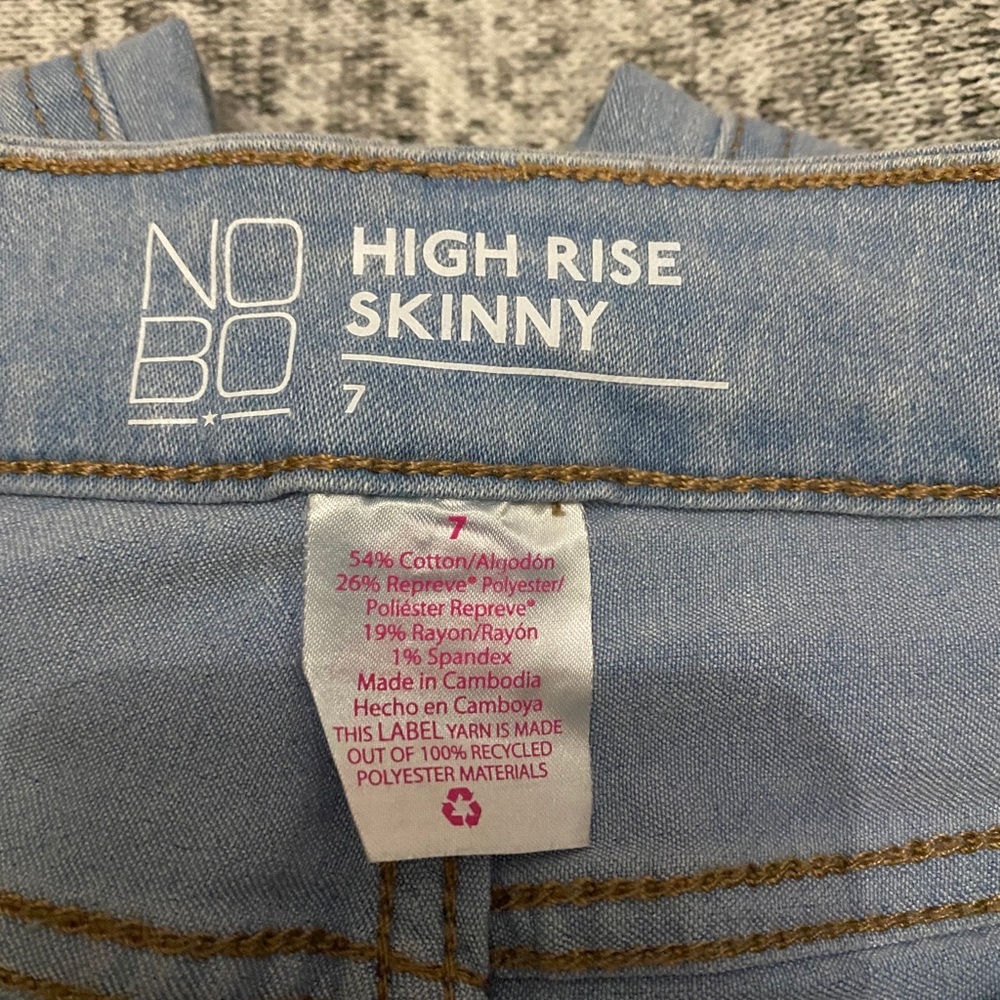 Jeans - Picture 3 of 3